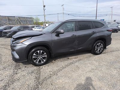 2024 Toyota Highlander XLE AWD 2.4L