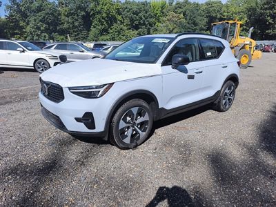 2026 Volvo Xc40