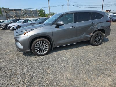 2025 Toyota Highlander 25th Anniversary AWD 2.5L Hybrid