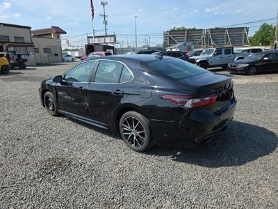 2024 Toyota Camry SE 2.5L