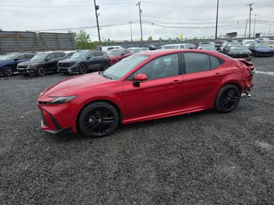 2025 Toyota Camry SE 2.5L Hybrid