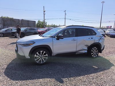 2025 Toyota Corolla Cross XLE 2.0L