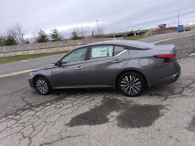 2025 Nissan Altima SV 2.5L