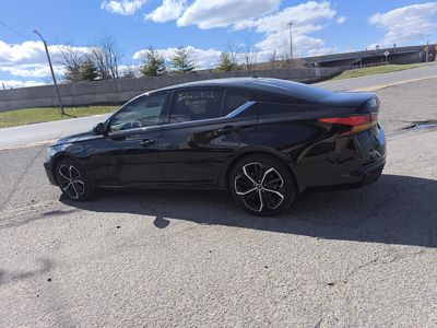 2025 Nissan Altima SR 2.5L