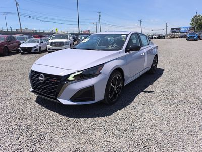 2025 Nissan Altima SR 2.5L