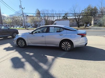 2025 Nissan Altima
