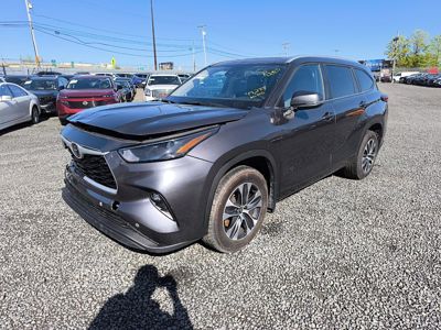 2023 Toyota Highlander XLE 2.4L