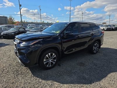 2023 Toyota Highlander XLE AWD 2.4L