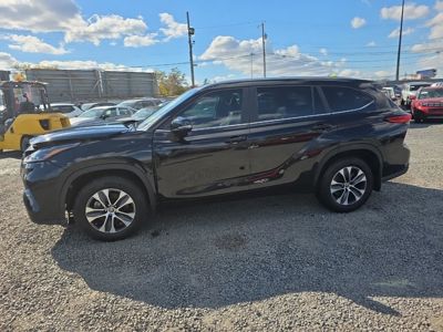 2023 Toyota Highlander XLE AWD 2.4L