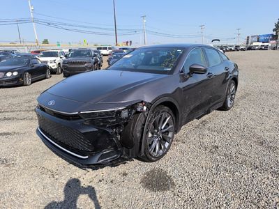 2024 Toyota Crown Limited AWD 2.5L Hybrid