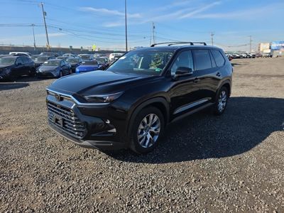 2025 Toyota Grand Highlander Limited AWD 2.5L Hybrid