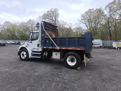 2009 Freightliner M2