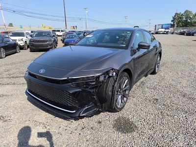 2024 Toyota Crown Limited AWD 2.5L Hybrid