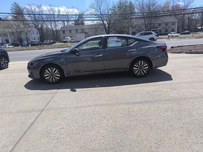 2025 Nissan Altima