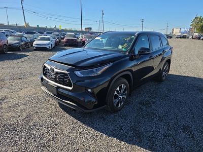 2023 Toyota Highlander XLE 2.4L