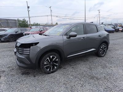 2025 Nissan Kicks SV AWD 2.0L