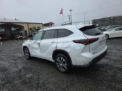 2024 Toyota Highlander XLE AWD 2.4L