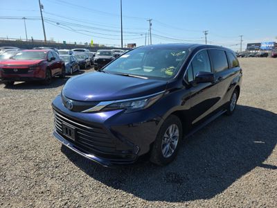 2024 Toyota Sienna LE AWD 2.5L Hybrid