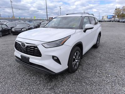 2023 Toyota Highlander XLE AWD 2.4L