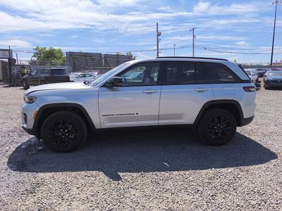 2024 Jeep Grand Cherokee Altitude X 4X4 3.6L
