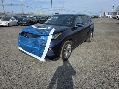 2025 Toyota Highlander Platinum AWD 2.4L