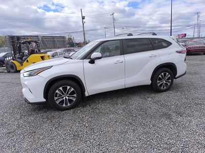 2023 Toyota Highlander XLE AWD 2.4L