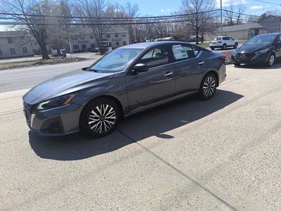 2025 Nissan Altima