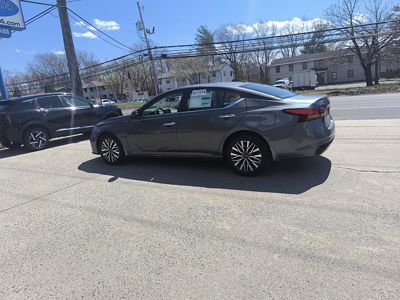 2025 Nissan Altima