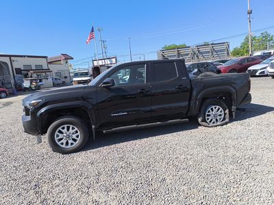 2025 Toyota Tacoma SR-5 4X4 2.4L
