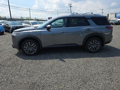 2025 Nissan Pathfinder SL 4X4 3.5L