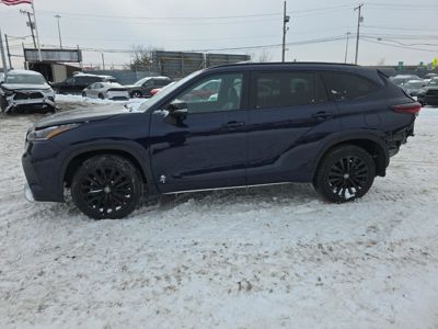 2025 Toyota Highlander XSE AWD 2.4L
