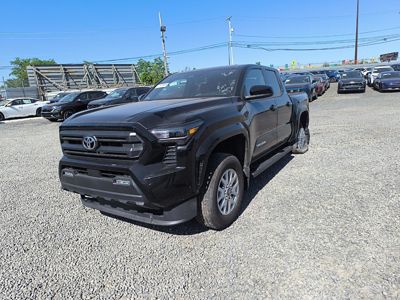 2025 Toyota Tacoma SR-5 4X4 2.4L