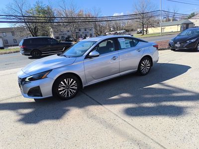 2025 Nissan Altima