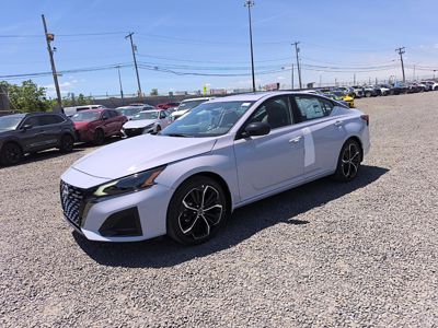 2025 Nissan Altima SR 2.5L