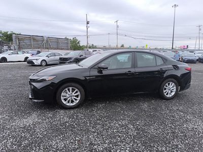 2025 Toyota Camry LE 2.5L Hybrid