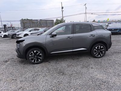 2025 Nissan Kicks SV AWD 2.0L