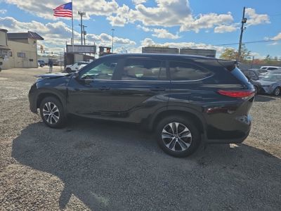 2023 Toyota Highlander XLE AWD 2.4L