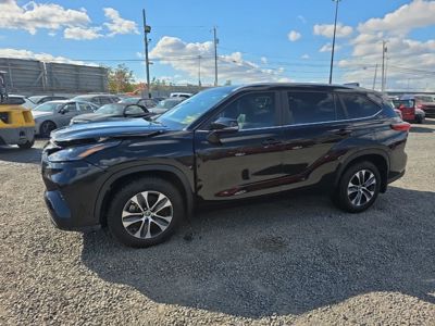 2023 Toyota Highlander XLE AWD 2.4L