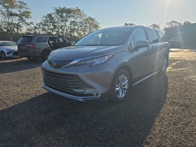 2026 Toyota Sienna Limited AWD 2.5L Hybrid