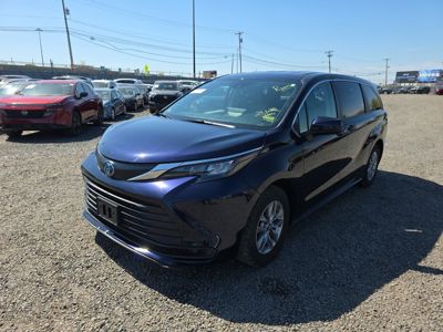 2024 Toyota Sienna LE AWD 2.5L Hybrid