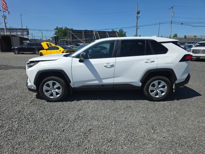2025 Toyota RAV-4 LE AWD 2.5L