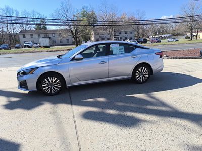 2025 Nissan Altima