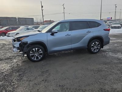 2023 Toyota Highlander XLE AWD 2.5L Hybrid
