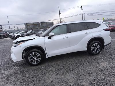 2025 Toyota Highlander XLE AWD 2.5L Hybrid