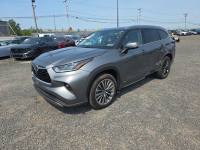 2025 Toyota Highlander 25th Anniversary AWD 2.5L Hybrid