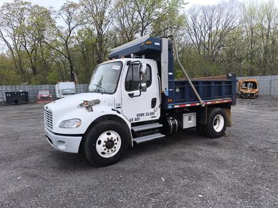 2009 Freightliner M2