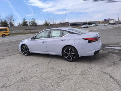 2025 Nissan Altima SR 2.5L