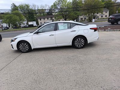 2025 Nissan Altima