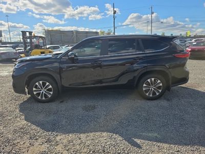 2023 Toyota Highlander XLE AWD 2.4L