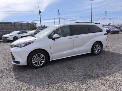 2026 Toyota Sienna XLE AWD 2.5L Hybrid